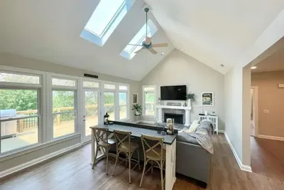 Image de Brand New Property experienced host North Nashville