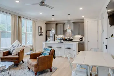 Image de Gated Home close to Downtown Nashville and airport