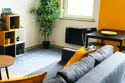 Image de T2 Le Sudiste ★ Plein Centre ★ Lumineux ★ Wifi