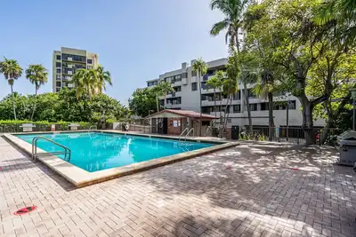 Image de Newly refurbished 3 bed apartment in Key Biscayne