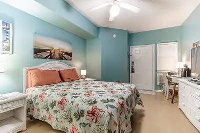Image de Sea Trail Condo-Tel \/ Private Room at Sunset Beach