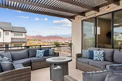 Image de Red Mountain Springs, Gorgeous Views, Great Community Pool!