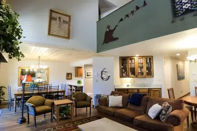 Image de Epic Mountain Views! 2 Miles North of Purgatory! Heated Pool!