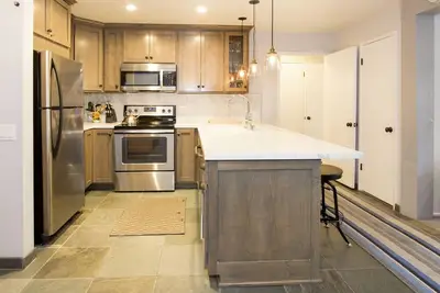 Image de St Anton Condos #43 (1-Bedroom) with Pool by RedAwning