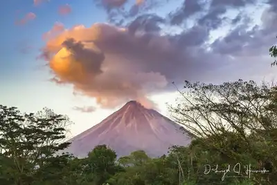 Image de Studio Apartment. Volcano view from terrace.