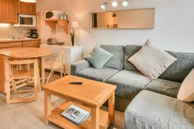 Image de Spuren von Sun C3 – Apartment im Herzen von Chinaillon, zwischen Pisten und lebhaften Straßen