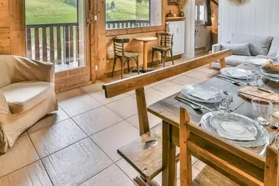 Image de Maroly, Apt für 8 Personen, im Herzen des Dorfes, schöne Aussicht auf das Resort!