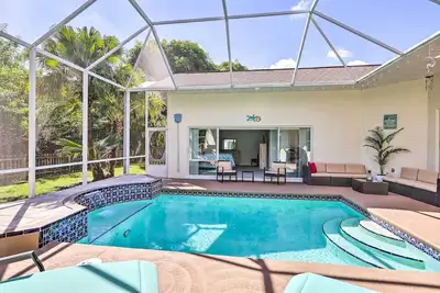 Image de Merritt Island Home with Grill & Saltwater Pool