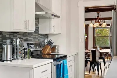 Image de Perch - The I5 Cottage: Cozy 3br Home | Outdoor patio | Gym