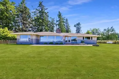 Image de Perch - Balda Getaway: Spacious family friendly rambler with harbor view