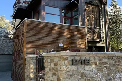 Image de Rustic Modern Home in Historic Basalt