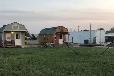 Image de Cute Farmhouse Cottage