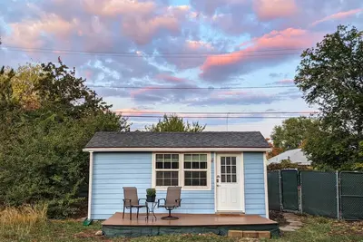 Image de 200 ft² tiny home in heart of Slc, minutes to outdoor and urban adventures