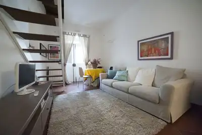 Image de Exquisite Modern two floor apartment.