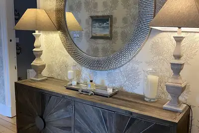 Image de Entire 2 bedroom flat. Perfect Cop26.