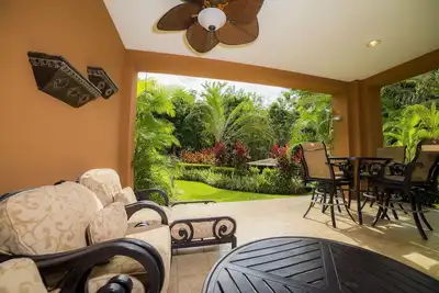 Image de Veranda 1e, 3Bdrs, 3Bath, First Floor