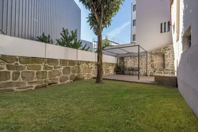 Image de HostWise - Refreshing Cozy Flat | Garden and Terrace