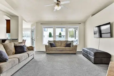 Image de Spacious Cozy Home by Settlers Park -- Meridian, Id
