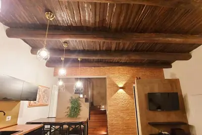 Image de Loft With Independent Entrance On 2 Floors Historical Center