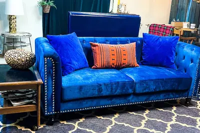 Image de Artistic and Creative Vibe with Indoor Swing 2 Blocks to Downtown & near Semo
