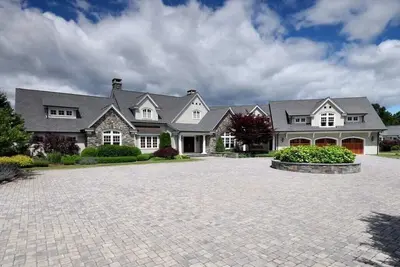 Image de Orchard Manor Estate