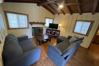 Villa M - 1bedroom villa with kitchen, steps from downtown Palm Springs! 🍒