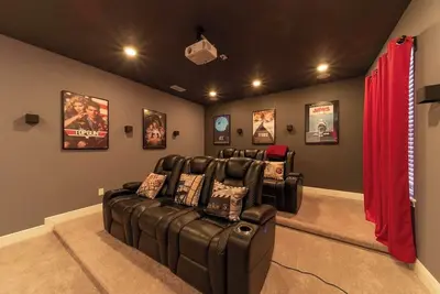 Image de 256-Luxury 7br Mansion: Pool, Spa, Cinema