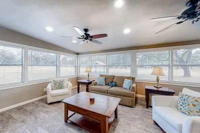 Image de Secluded, Dog-Friendly Getaway w/ Beautiful Views, a Large Yard, & Free WiFi