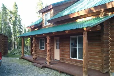 Image de Double D Mountain Escape Family Cabin Close to Yellowstone!