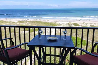 Image de Relax with Panoramic Ocean Front Views and Private Cocoa Beach Access
