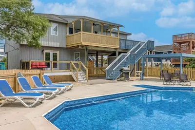 Image de Sandpiper Paradise | 630 ft to the beach | Private Pool
