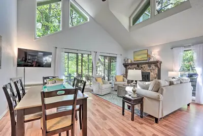 Image de Resort Perks: Updated Osage Beach Home!