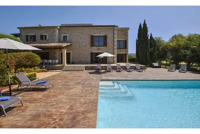 Maison de vacances luxuriante avec piscine