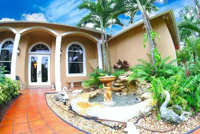Image de Le Chalet Private Luxury house in Loxahatchee Fl