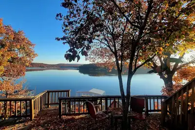 Image de Arrowhead Lake House, Lake Eufaula lakefront home with private boat dock