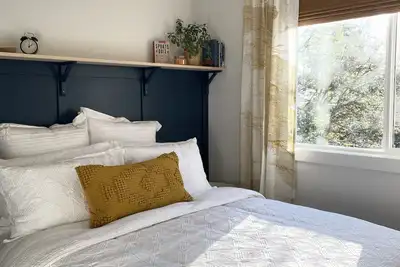 Image de SunnyView Suite-Inviting 1 Bedroom Garden Suite