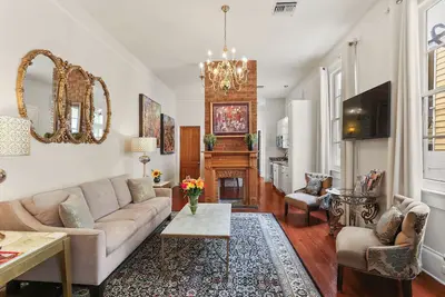 Image de French Quarter Home, One Block to Frenchmen St, Private Courtyard