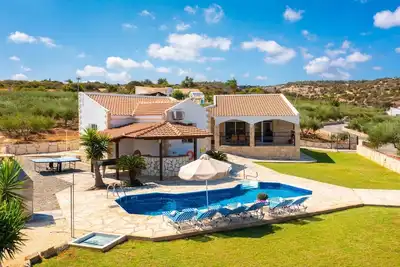 Image de Villa Thea - Trois Chambres Villa, Couchages 6