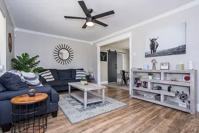 Image de Stunning Chic Home★Extended Stay★ ✔Near River