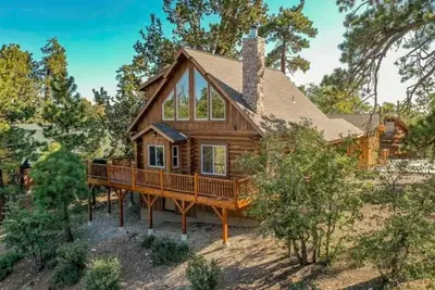 Image de Luxury Log Cabin | Stunning Views | HotTub