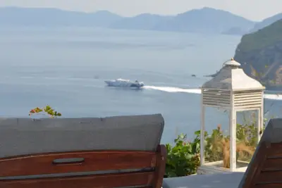 Image de Villa Elea, superb sea view, nearby beach and town.