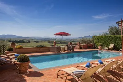 Image de Luxury villa with private pool and stunning views between Pisa and Volterra