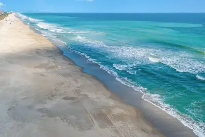 Image de Oceanfront Beach House, Heated Pool, New Listing