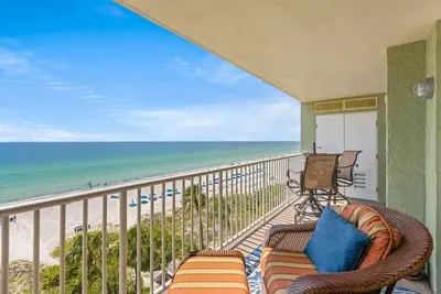 Image de Beachfront Condo, Pool, Gulf Coast Sunsets!