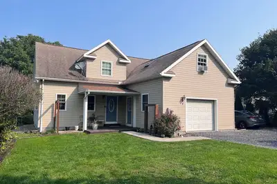 Image de Cozy Cape Cod for Psu Football Games