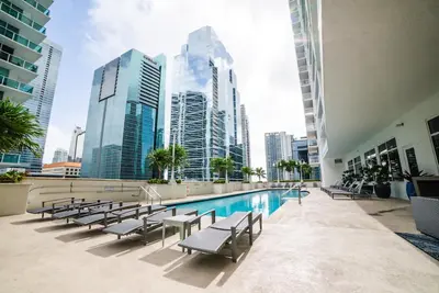Image de High Rise Brickell Modern Studio