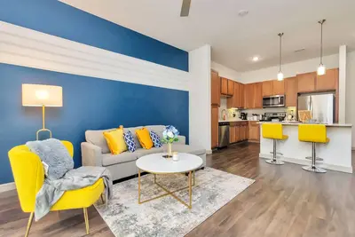 Image de Downtown Retreat Near Attractions W\\ Free Parking