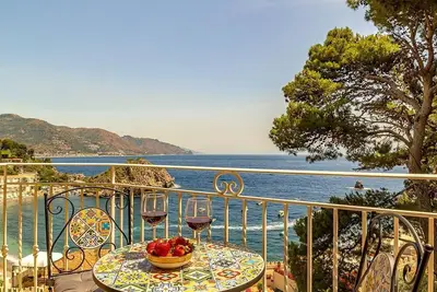 Image de Appartement de vacances Taormina pour 1 - 5 personnes avec 3 chambres à coucher - Appartement de vac