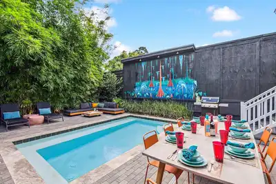 Image de Private Home with Heated Pool | Near Fq