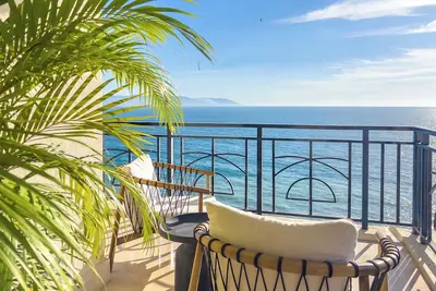 Image de Molino de Agua 701 - Entire 7th floor facing the ocean with unobstructed views